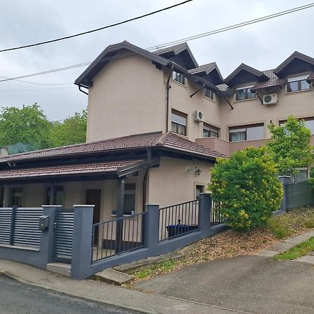 Apartman Folka Free Parking Zagreb Extérieur photo